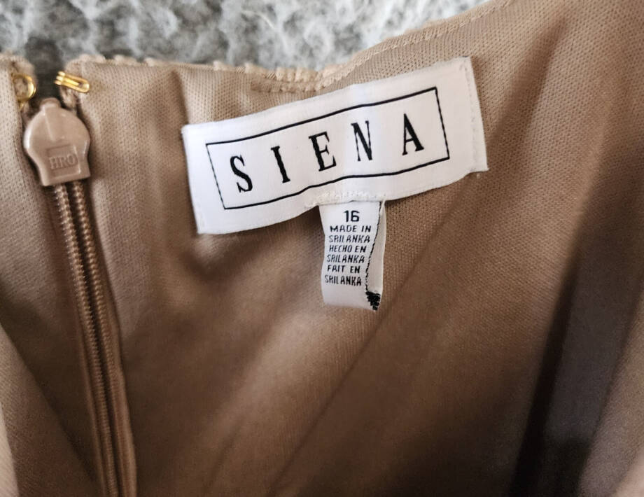 Siena Wavy-Texture Sleeveless Maxi Dress Women's 16 Taupe V-Neck Zip Closure~