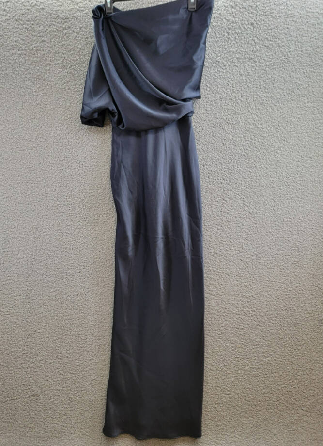 Amsale Off-Shoulder Draped Maxi Dress Women's 0 Navy Solid Back Zip Closure