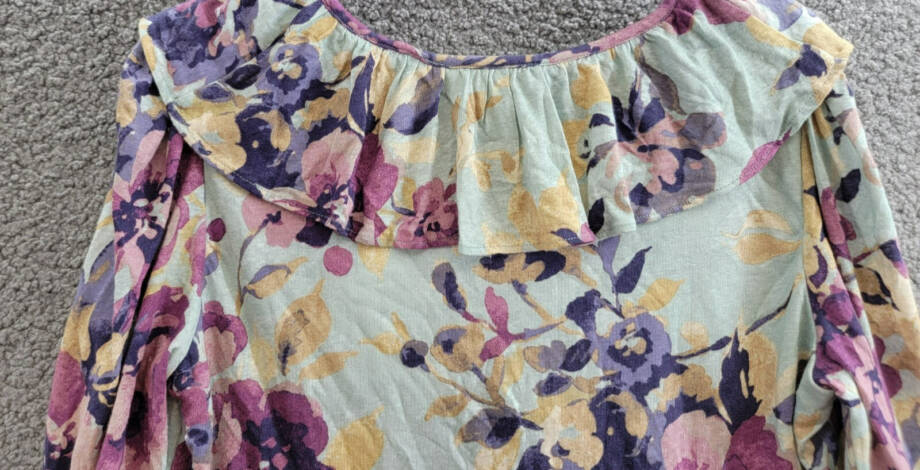 Lauren Ralph Lauren Ruffle Blouson-Sleeve Top Women's M Light Green Linen Blend