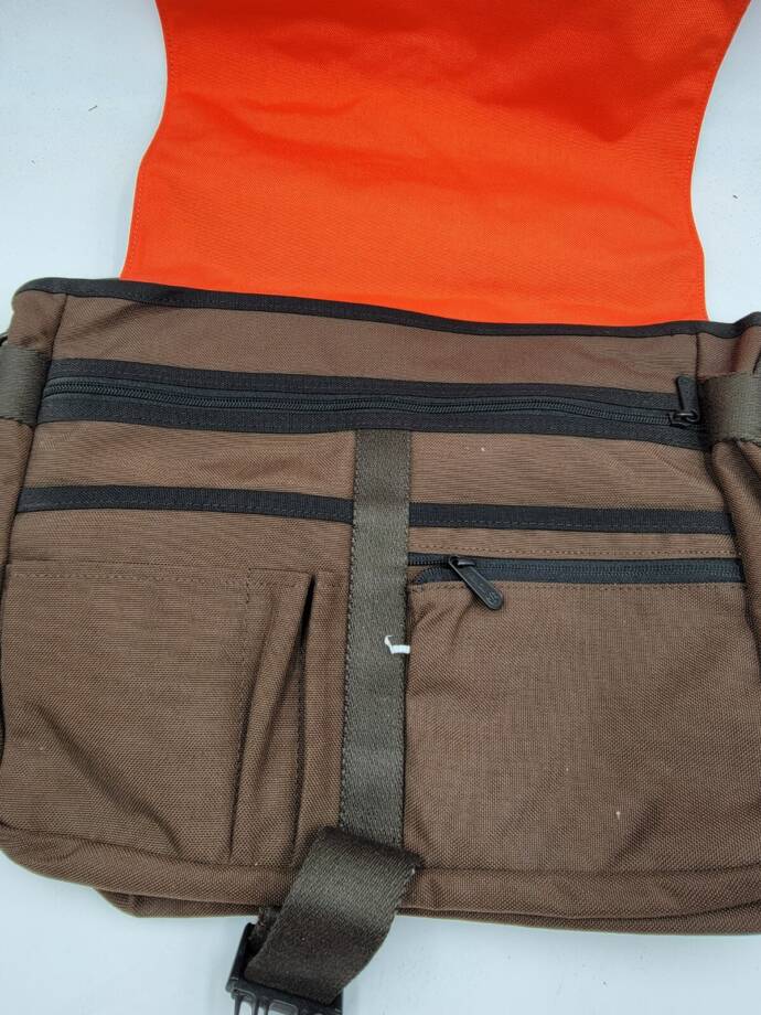 Token Astor Shoulder Bag Women's Medium Brown/Orange Buckle Closure Adjustable