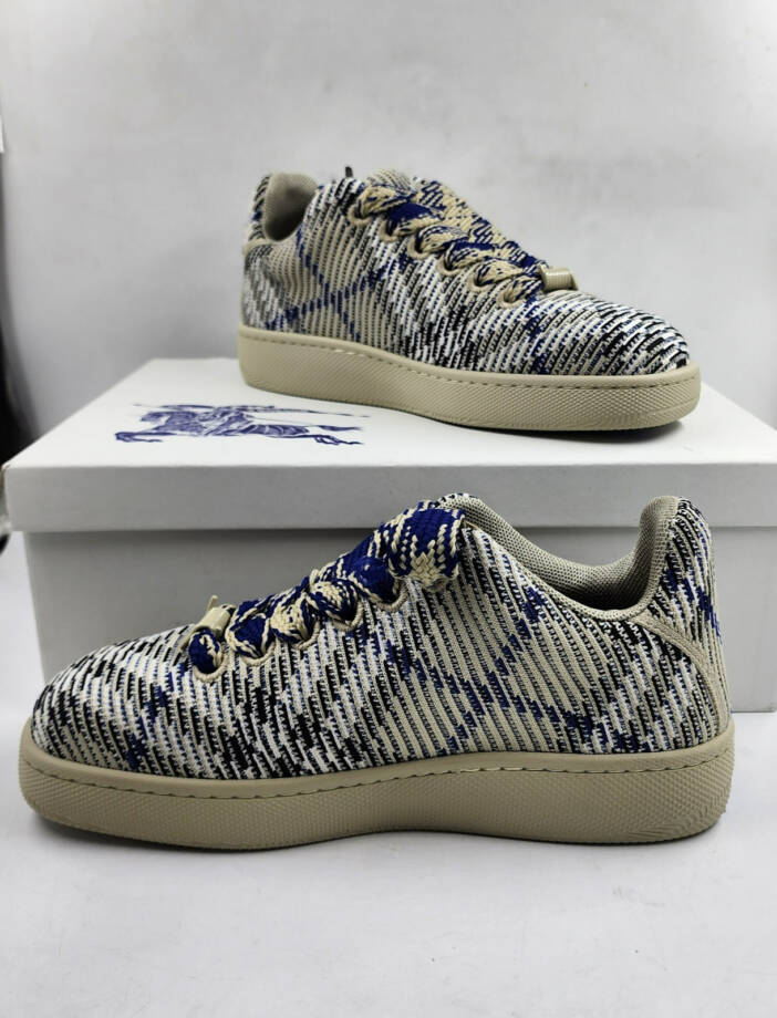 Burberry Check Knit Low Top Sneakers Men's 41/8US Lichen Multi Lace Up Closure