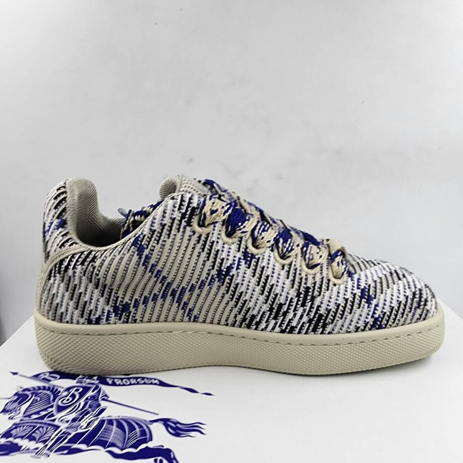 Burberry Check Knit Low Top Sneakers Men's 41/8US Lichen Multi Lace Up Closure