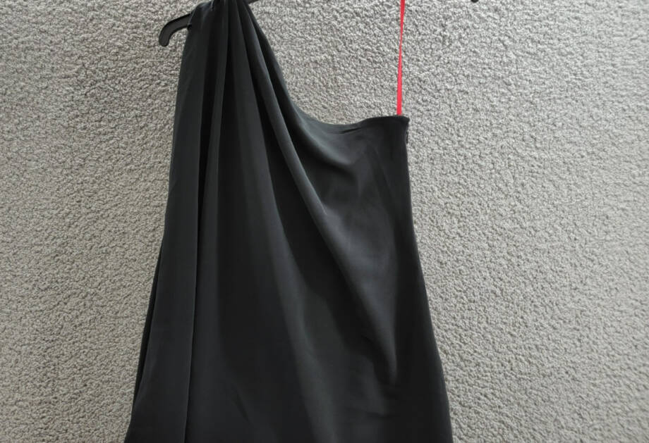 HALSTON Aries Draped One Shoulder Crepe Midi Dress Women's 6 Black Pullover