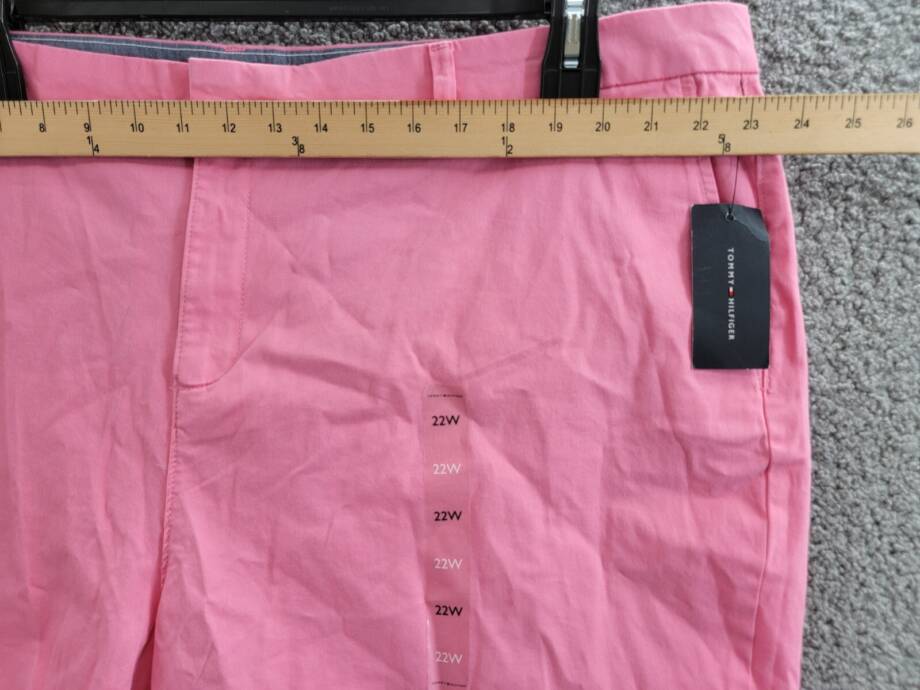 Tommy Hilfiger Plus Size Hollywood Bermuda Shorts Women's 22W Peony Zip Closure~