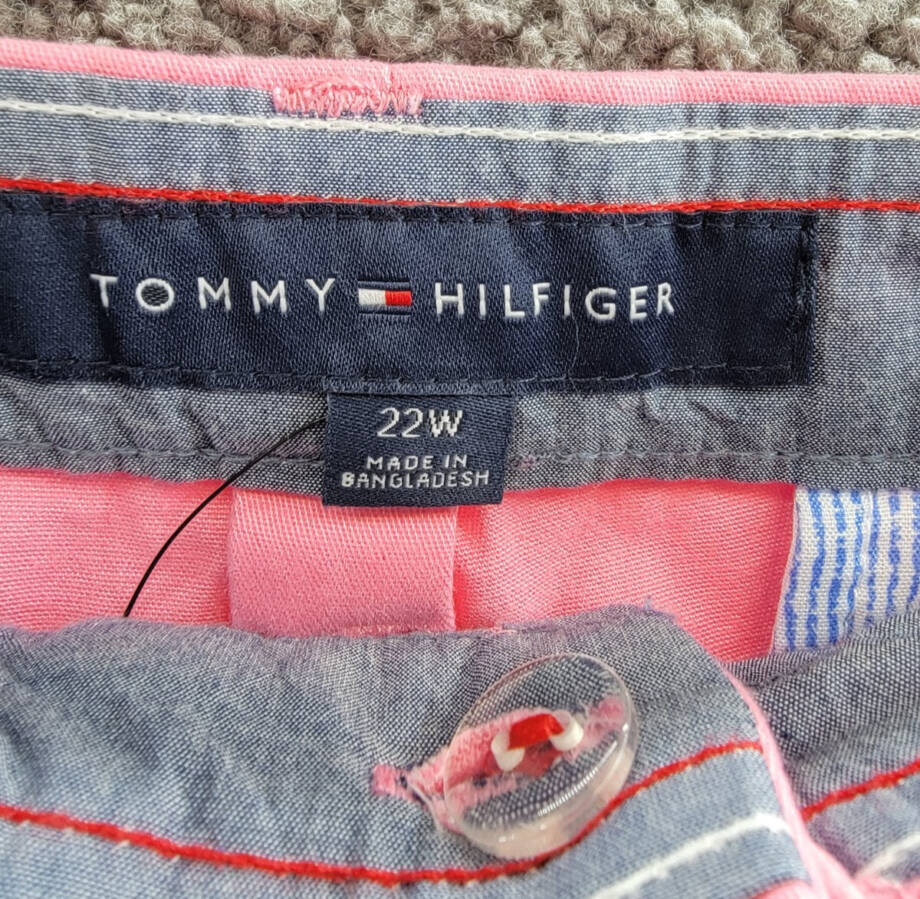 Tommy Hilfiger Plus Size Hollywood Bermuda Shorts Women's 22W Peony Zip Closure~