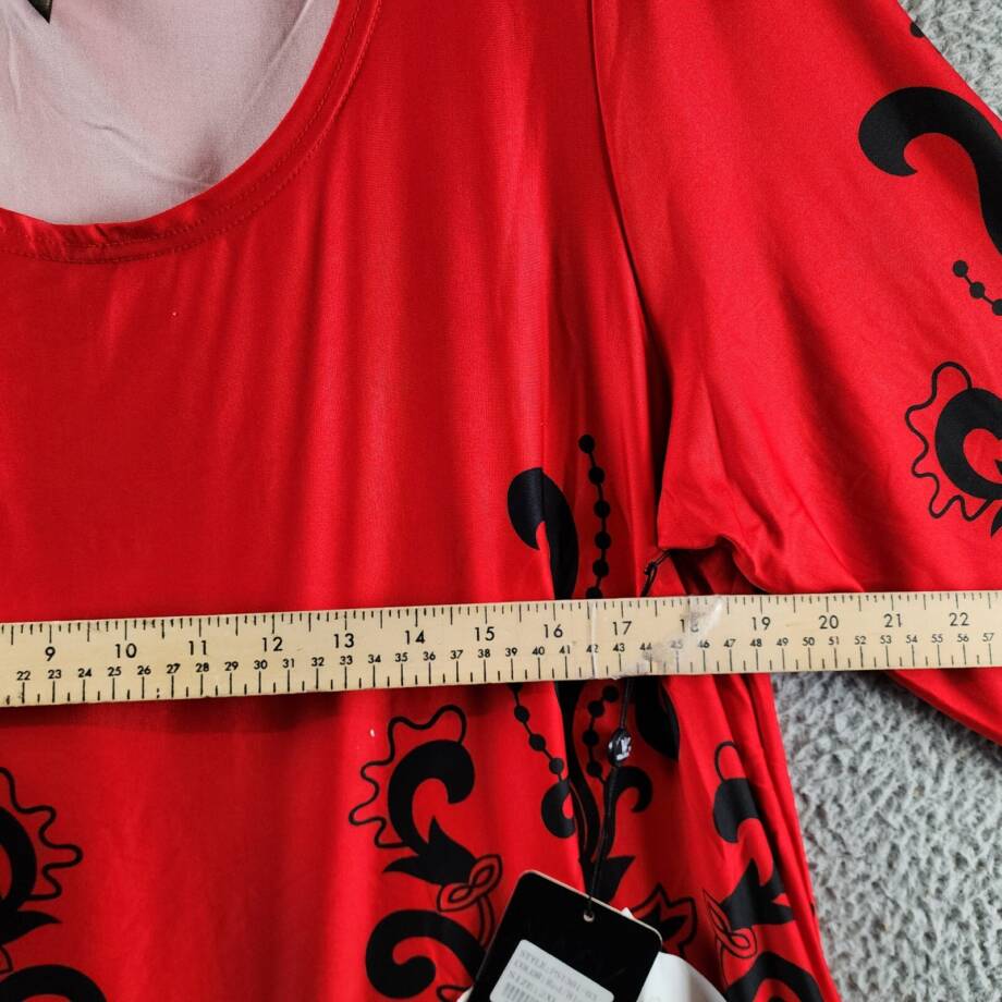 White Mark Plus Size Yanette Tunic Top Women's 2XL Red/Black 3/4 Sleeve Pullover
