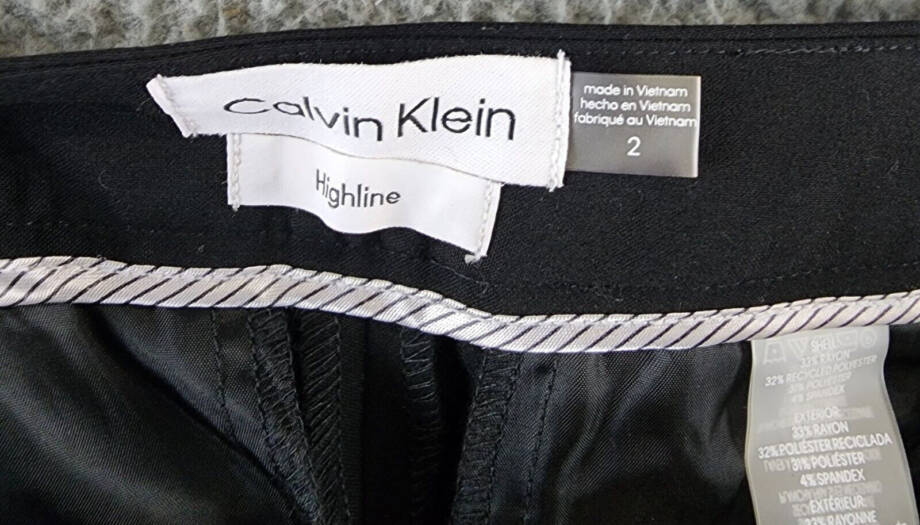 Calvin Klein Highline Ankle Length Pant Women's 2 Black Back Pockets Zip Closure