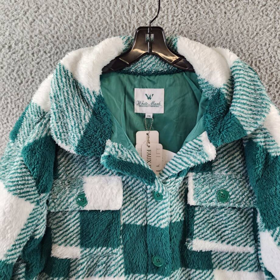 White Mark Plaid Shacket Women's 2XL Green/White Full Front Button Closure L/S