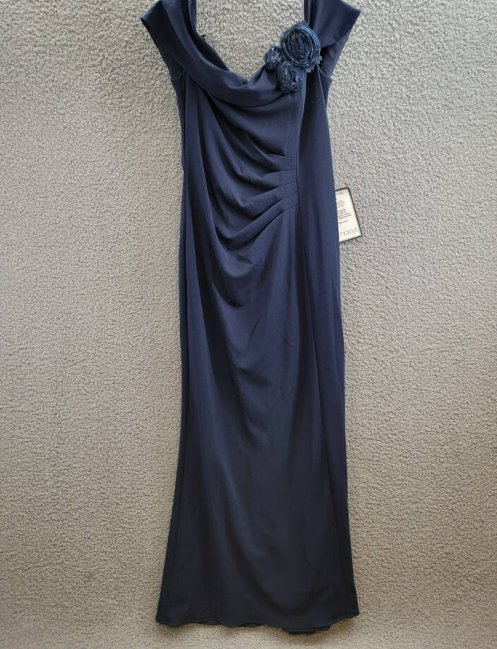 XSCAPE Floral-Trim Off-The-Shoulder Gown Women's 16 Navy Pleat Back Zip Closure