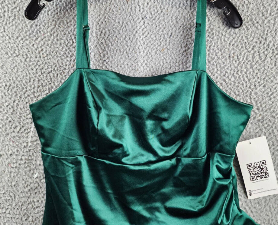 Emerald Sundae Trendy Plus Size Ruffled Midi Dress Women's 16 Hunter Back Zip