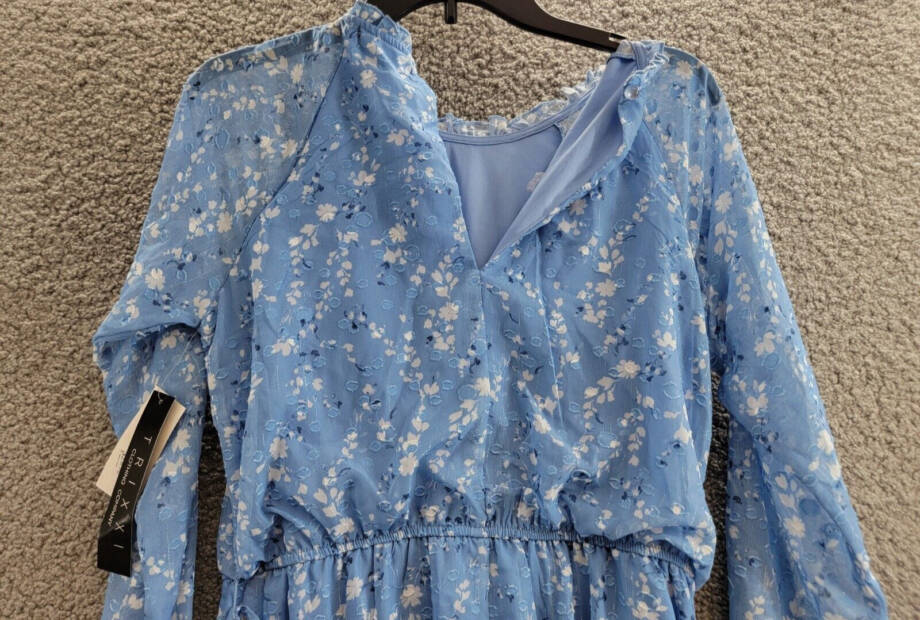 Trixxi Long-Sleeve Tied-Waist Dress Juniors' M Blue/Ivory Tie Waist Back Button
