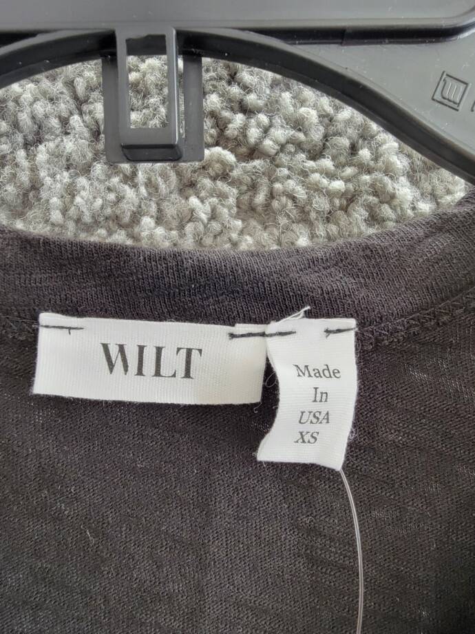 Wilt Boxy Mixed Media Hem Tee Women's XS Black Round Neck Short Sleeve Pullover