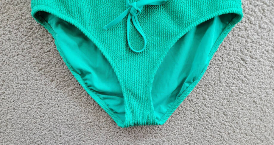 Bleu Rod Beattie Textured Halter One Piece Swimsuit Women's 14 Laguna Tie Neck