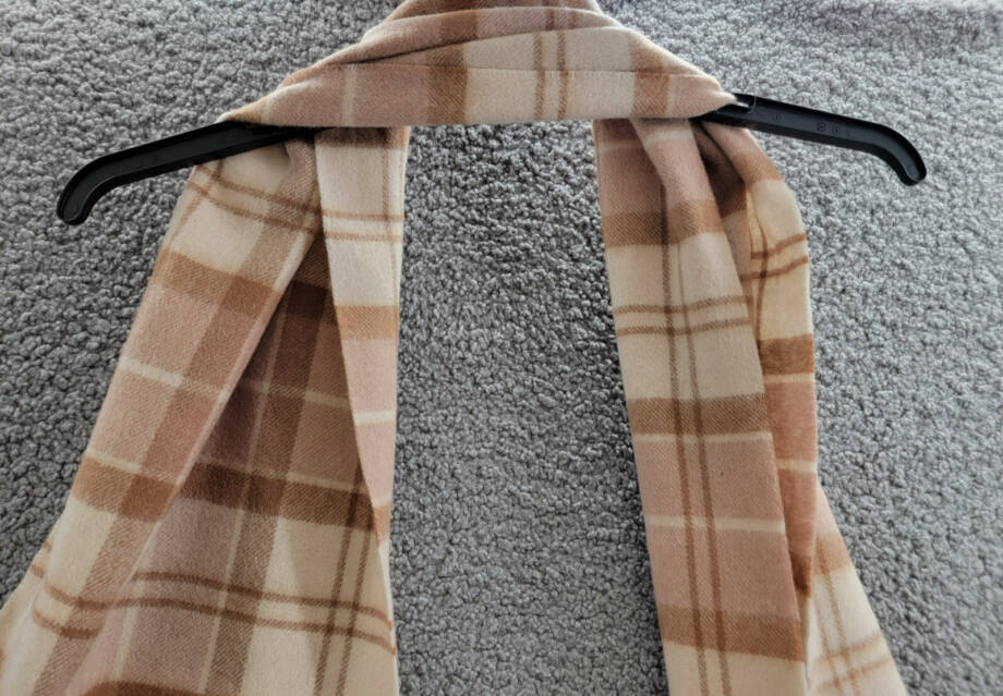 Barbour Aubrey Beanie & Tartan Scarf Set Women's OS Camel Wool Blend Fringe Edge