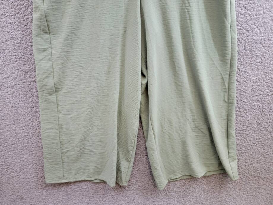VINCE CAMUTO Flutter Sleeve Crop Wide Leg Jumpsuit Women's L Olive Mist Zip Back