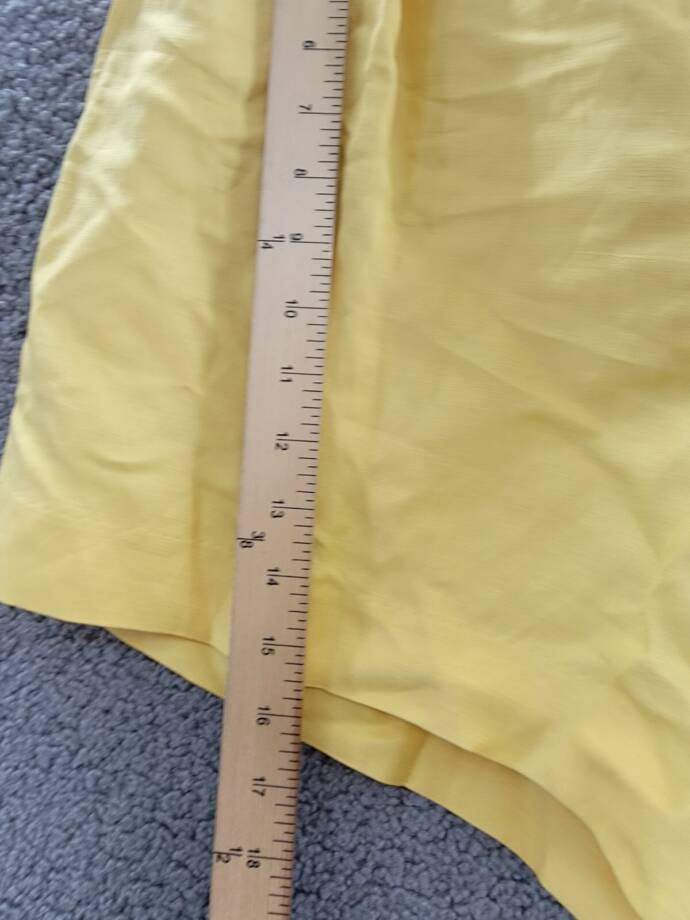 Lauren Ralph Lauren Pleated Linen Blend Shorts Women's 10 Primrose Yellow Solid