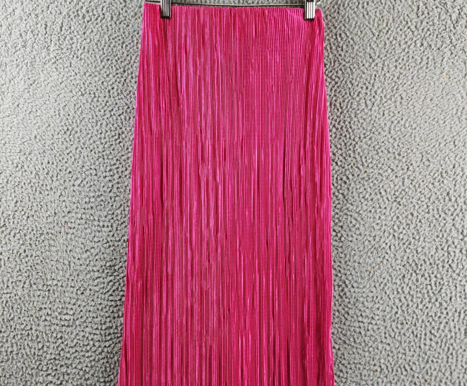 Renee C. Plisse Side Slit Maxi Skirt Women's XS Pink Solid Elastic Waist Pull On