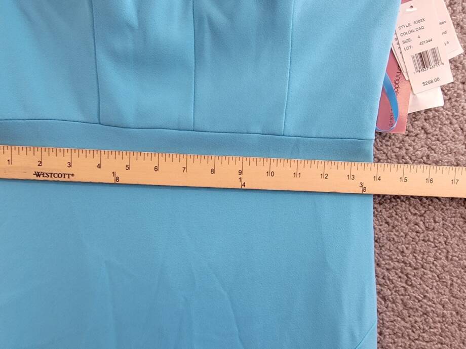 AQUA Scuba Crepe Gown Women's 4 Dark Aqua V-Neck Sleeveless Back Zip Closure