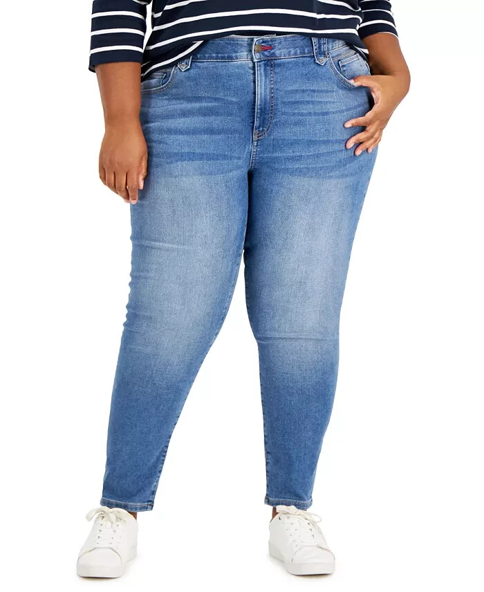 Tommy Hilfiger Plus Size TH Flex Waverly Jeans Womens 22W Chesapeake Wash Button