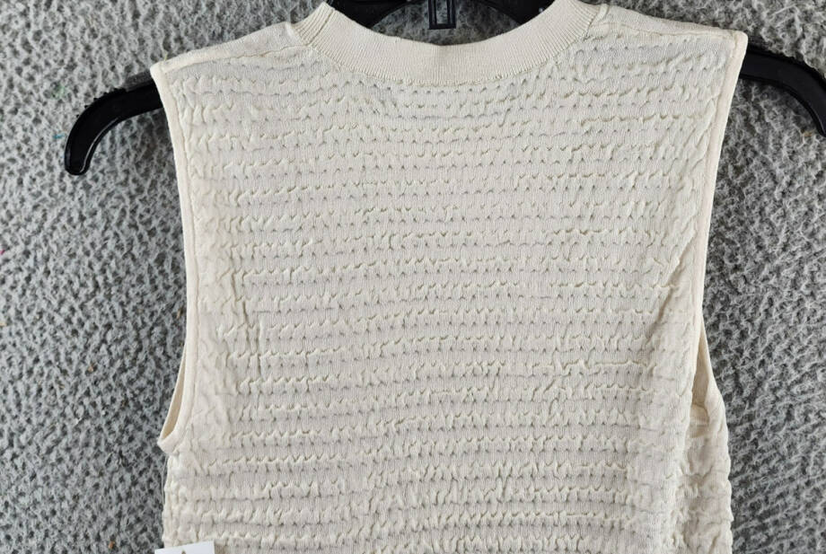 FRAME Smocked Silk Blend Sleeveless Top Women's XS White Solid Crewneck Pullover