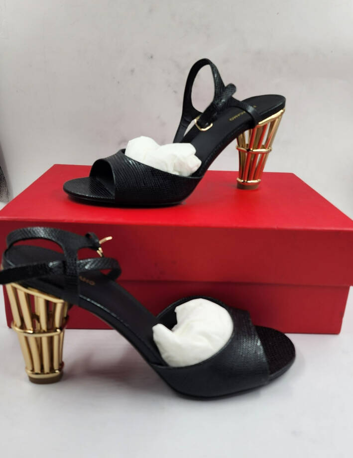 Ferragamo Nikla 85 High Heel Sandals Women's 10 Black/Gold Ankle Strap Closure