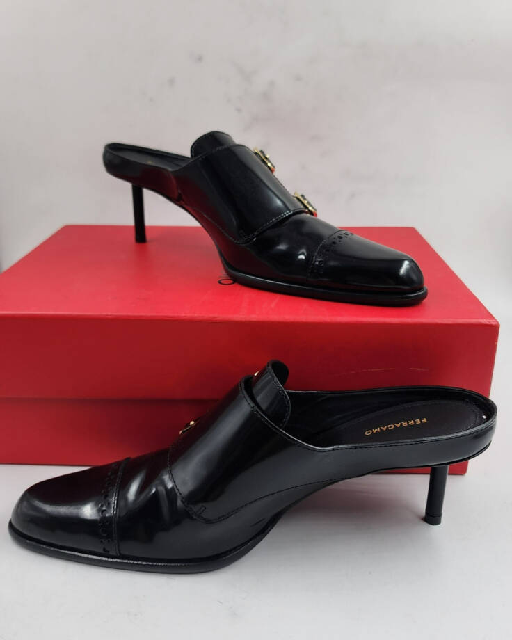 Ferragamo Anette 55 Pumps Women's 8 Black Buckled Strap Detail Square Toe SlipOn