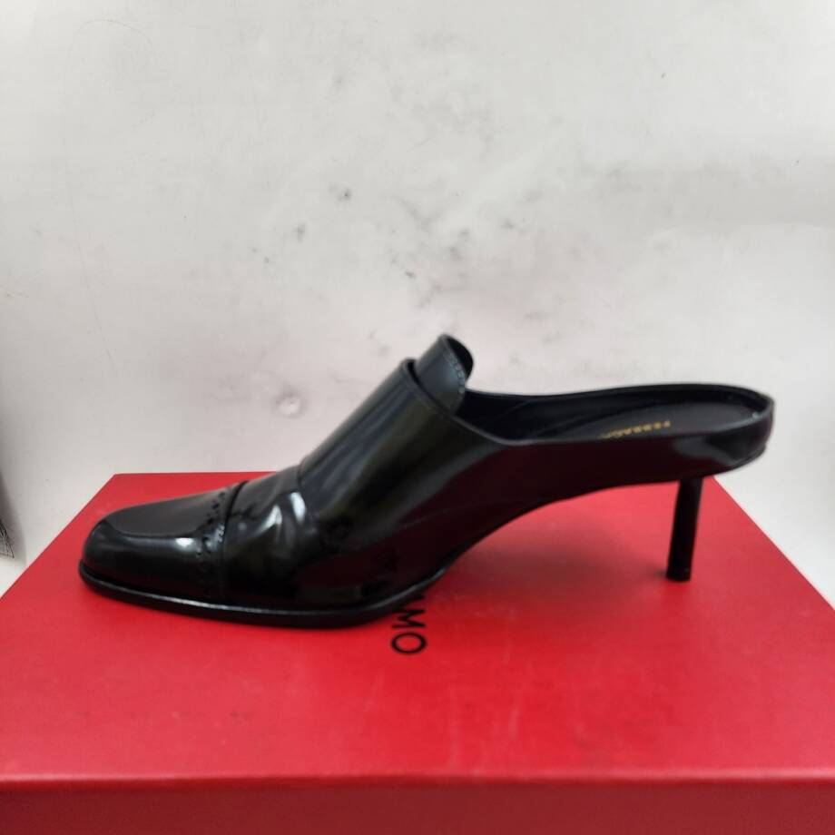 Ferragamo Anette 55 Pumps Women's 8 Black Buckled Strap Detail Square Toe SlipOn