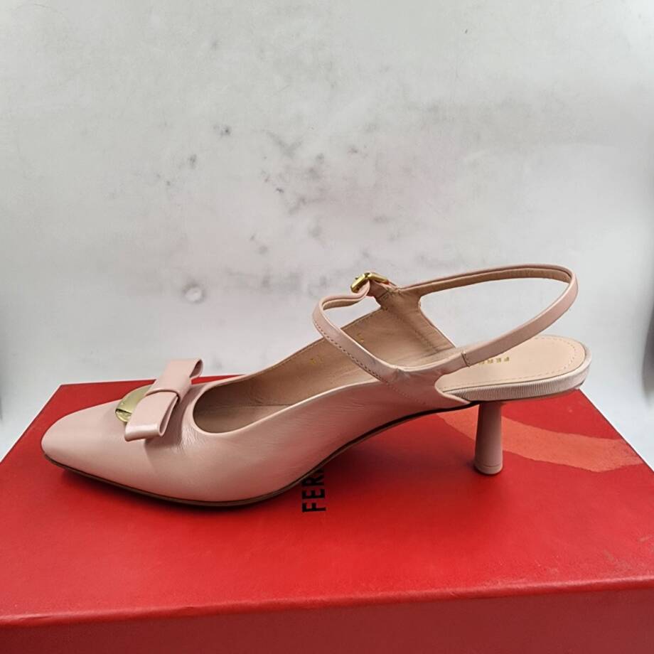 Ferragamo Ophelia Bow Slingback Pumps Women's 6.5US Pink Buckle Strap Closure