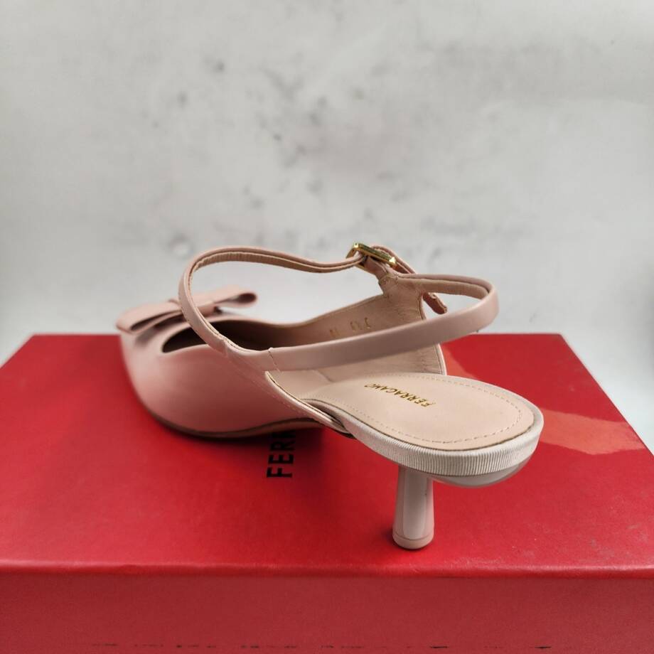 Ferragamo Ophelia Bow Slingback Pumps Women's 6.5US Pink Buckle Strap Closure