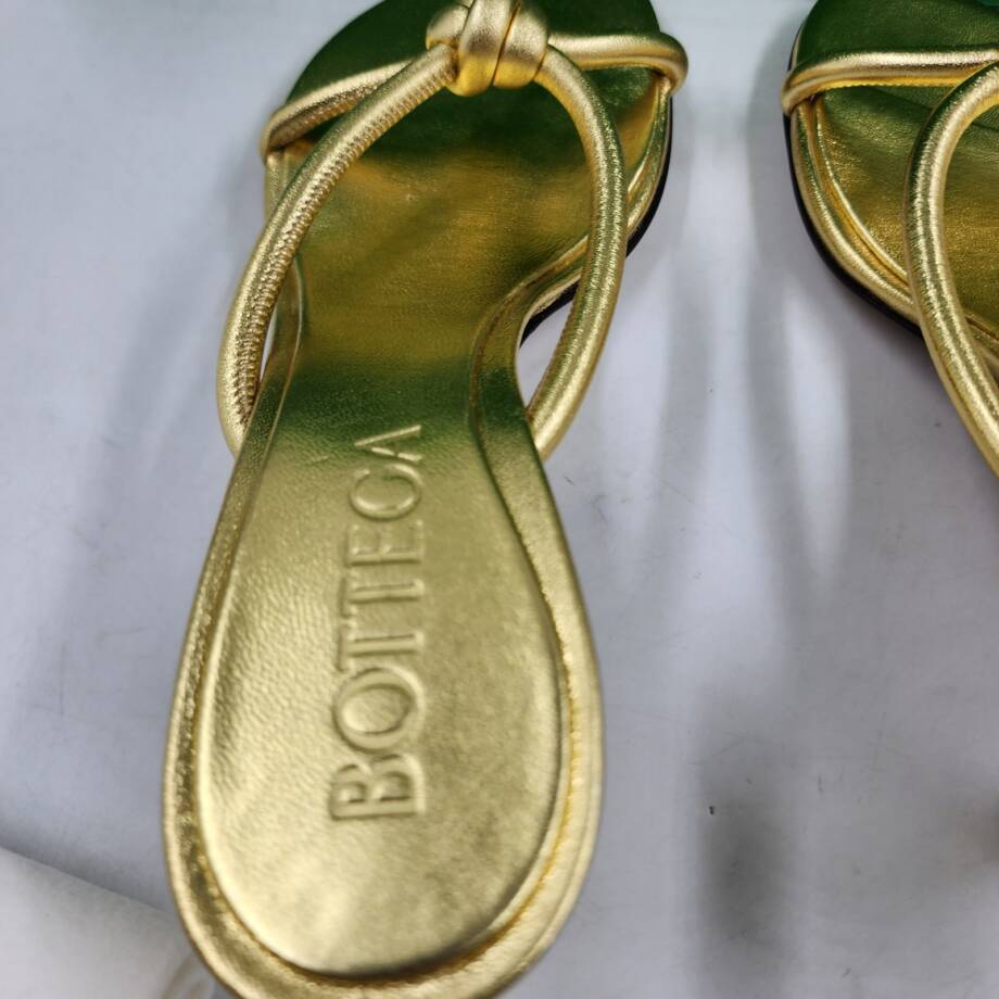 Bottega Veneta Kitten Heel Blink Mule Sandals Women's 38/8 US Gold Slip On