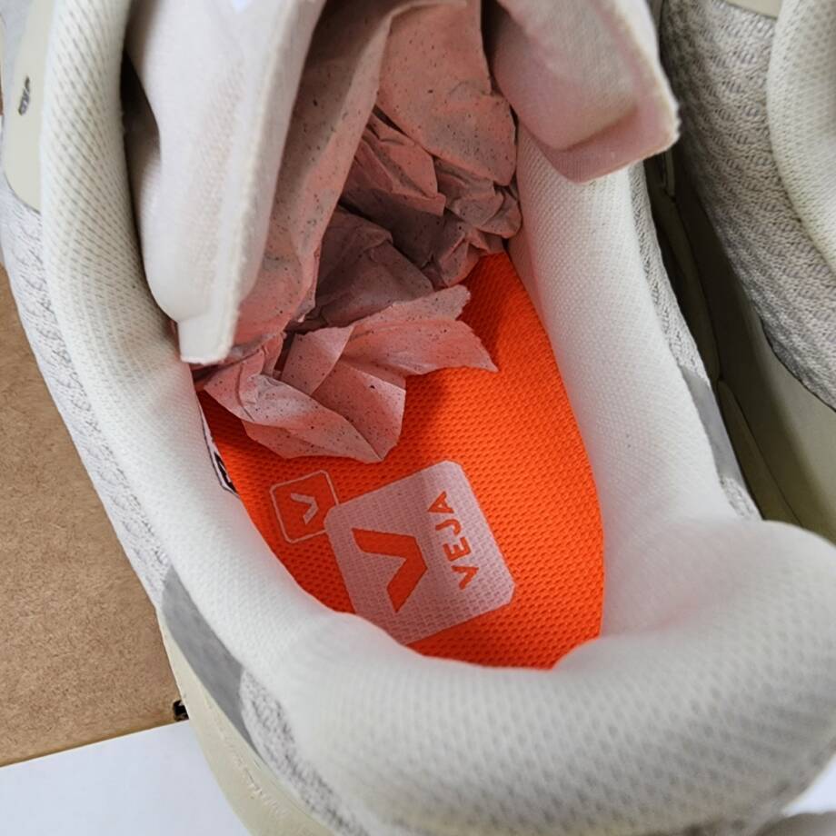 Veja Dekkan Mesh Low Top Sneakers Women's 6US Natural White Round Roe Lace Up
