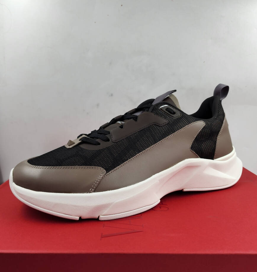 Valentino Garavani Low Top Sneakers Men's 45 Khaki Lace Up Fastening