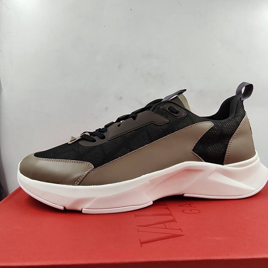 Valentino Garavani Low Top Sneakers Men's 45 Khaki Lace Up Fastening