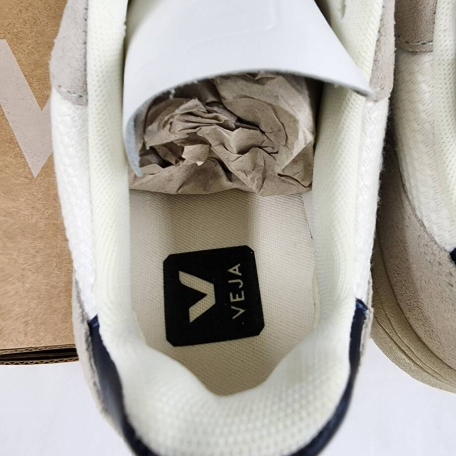 Veja V-10 B-Mesh Nautico Sneakers Women's 6US White Round Toe Lace Up Closure