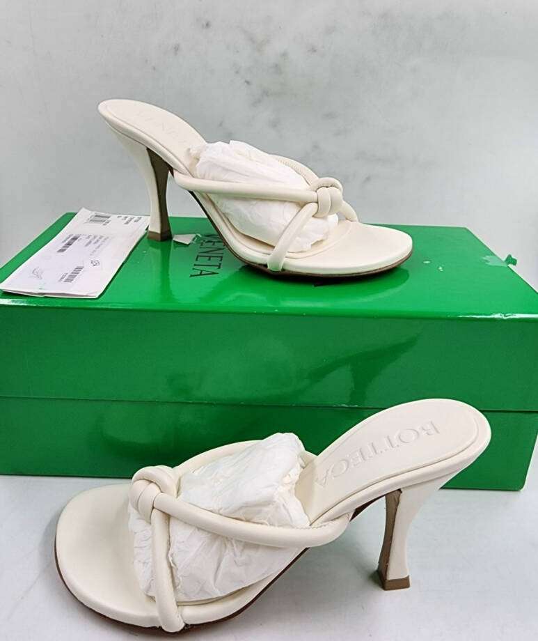 Bottega Veneta Blink 80 Leather Mules Women's 35.5/5.5 White Open Toe Slip On