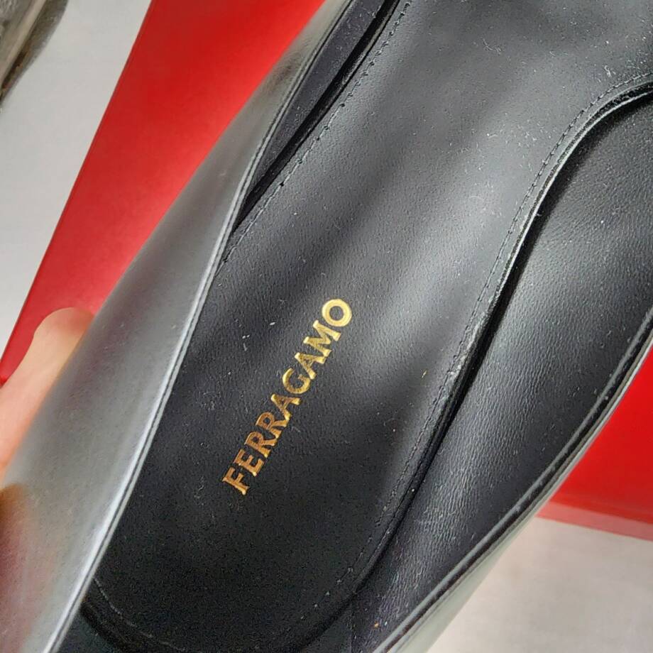 FERRAGAMO Bria Embellished Leather Pumps Women's 9 Black Pointed Toe Slip On
