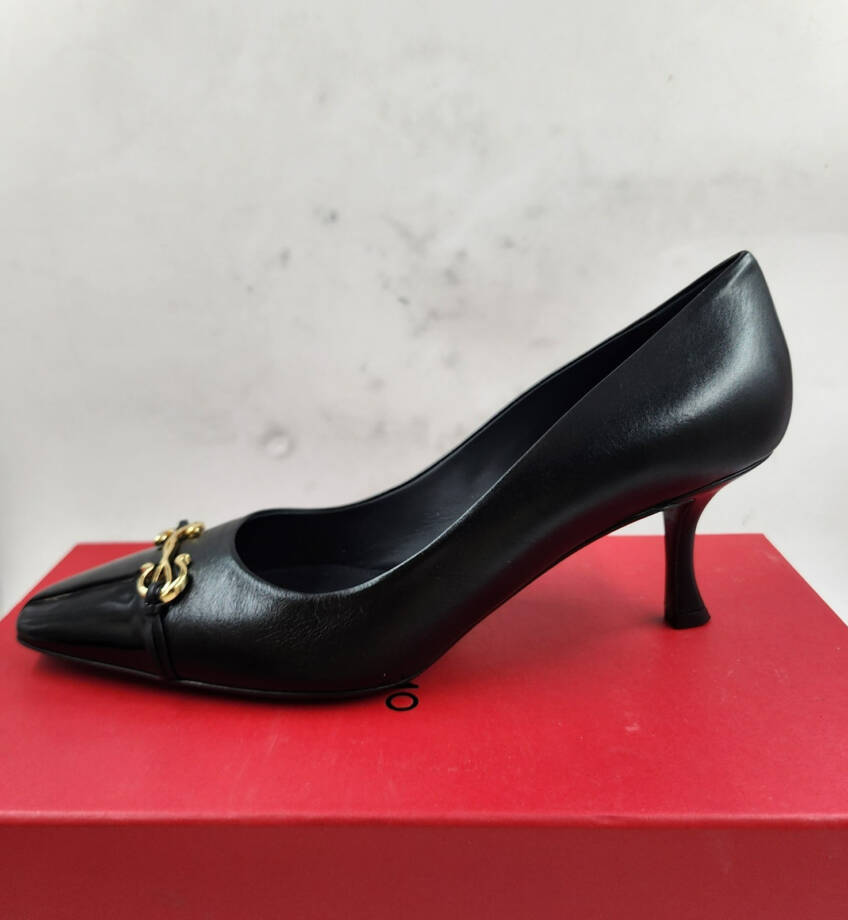 FERRAGAMO Bria Embellished Leather Pumps Women's 9 Black Pointed Toe Slip On