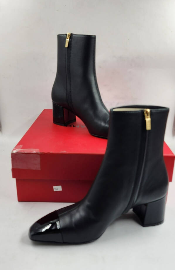 Ferragamo Sambi Block Heel Leather Booties Women's 6 Black Side Zip Closure