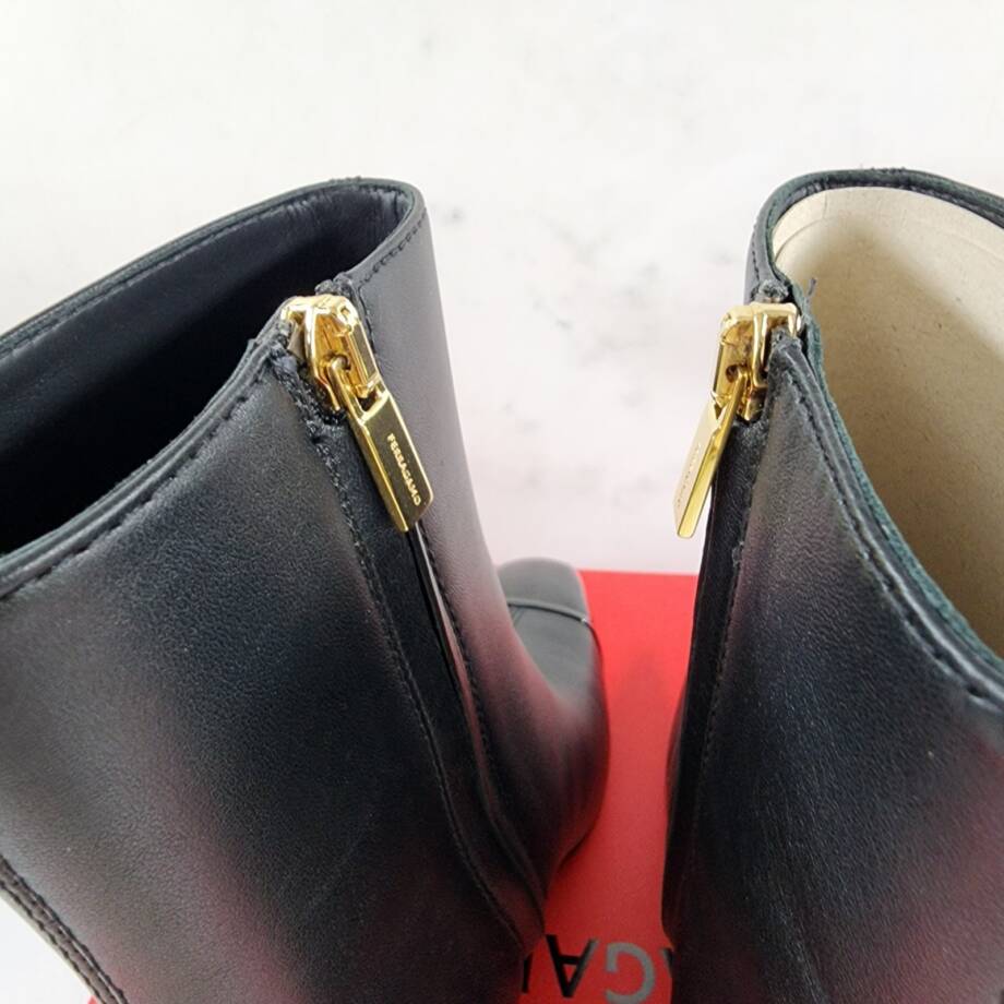 Ferragamo Sambi Block Heel Leather Booties Women's 6 Black Side Zip Closure