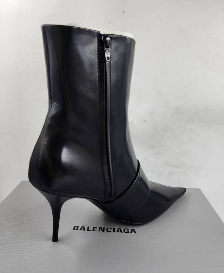 Balenciaga Knife Belted M80 Booties Women's 41/11US Black Pointed Toe Side Zip