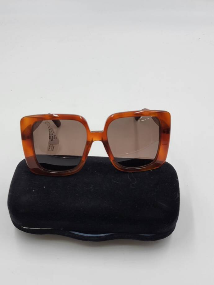 Gucci Eyewear Oversized Rectangular-Frame Sunglasses Women's O/S Brown