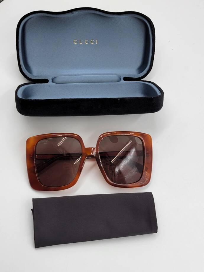 Gucci Eyewear Oversized Rectangular-Frame Sunglasses Women's O/S Brown