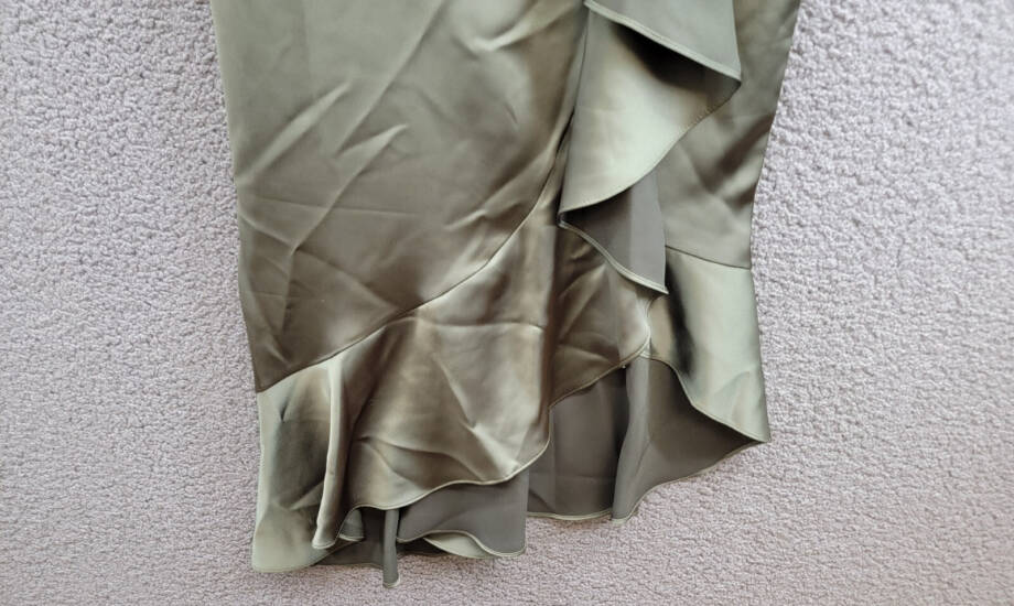 AQUA Ruffled Midi Dress Women's 2 Olive V-neck Sleeveless Back Zip Closure