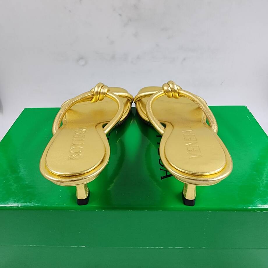 Bottega Veneta Kitten Heel Blink Mule Sandals Women's 36/6 US Gold Slip On