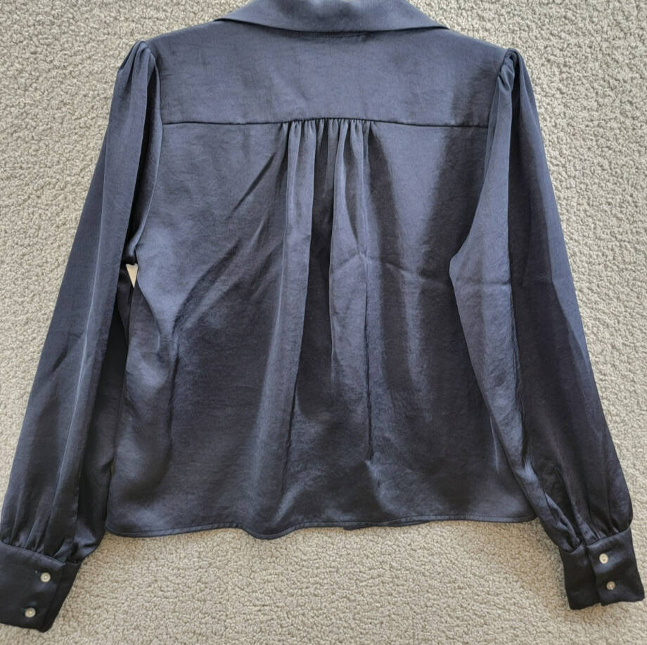 Karen Kane Shirred Blouse Women's S Navy Solid Collared Long Sleeve Button Front