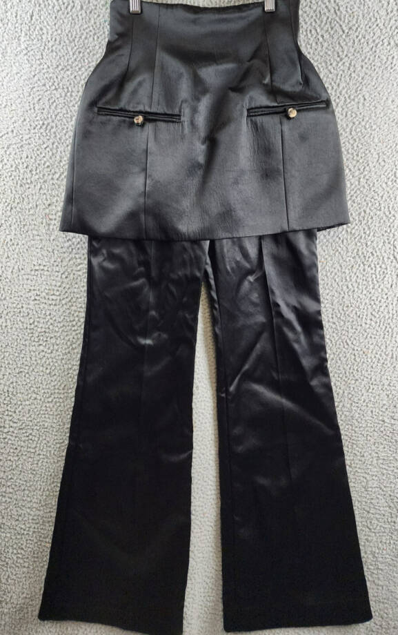 A.W.A.K.E. MODE Layered Skirt Pants Womens 36 Black Welt Pocket Back Zip Closure