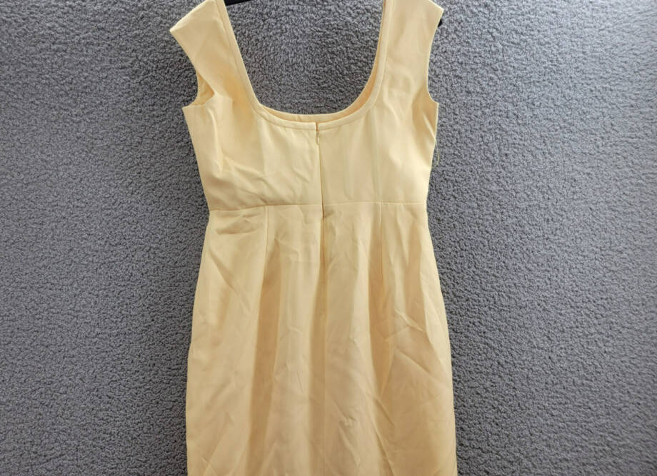 SAU LEE Brooke Gown Women's 12 Butter Yellow Solid Square Neck Back Zip Closure