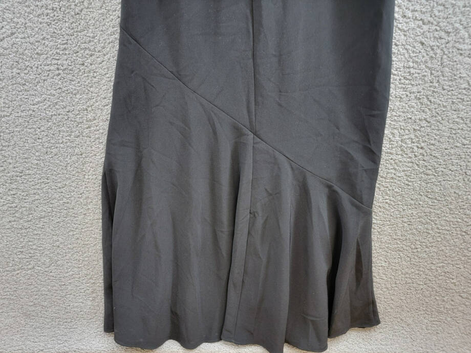 HALSTON Sybil Crepe Gown Women's 10 Black Solid One Shoulder Back Zip Closure
