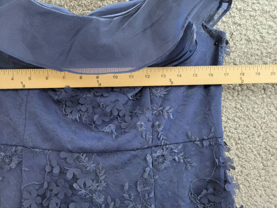 Adrianna Papell Ruffled Embroidered Mermaid Gown Women's 14 Navy 3D Floral Zip