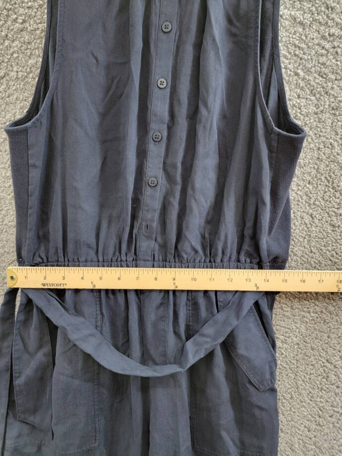 Splendid Colette Belted Jumpsuit Women's M Navy Round Neck Button Front Pull On